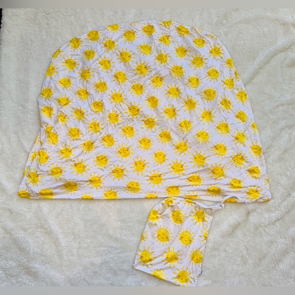 LS Sun Crib Sheet - Picture 2 of 6